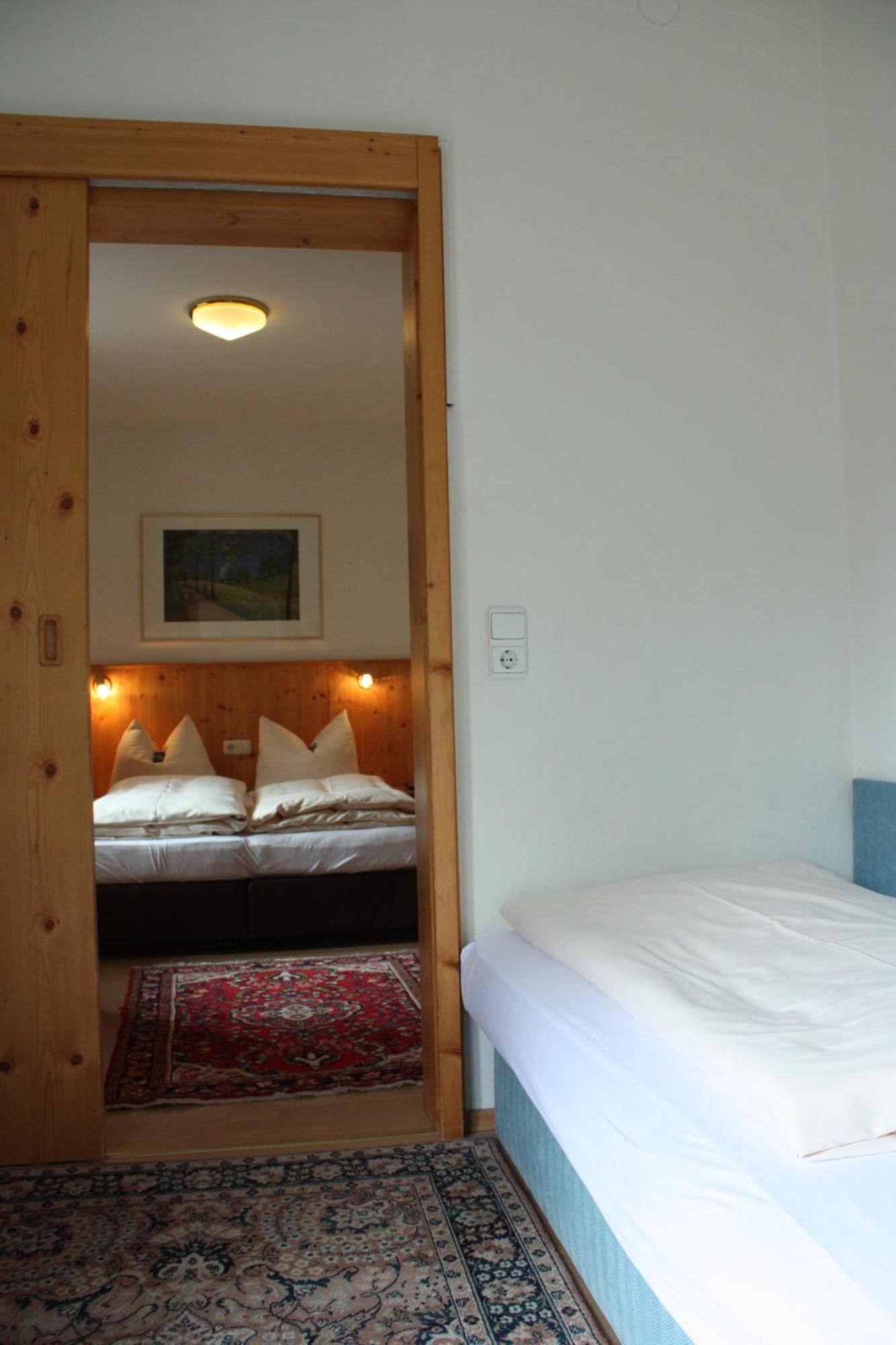 Hotel Garni Otto Huber Oberammergau Pokoj fotografie